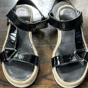 Marc Fisher size 7 patent leather sandals